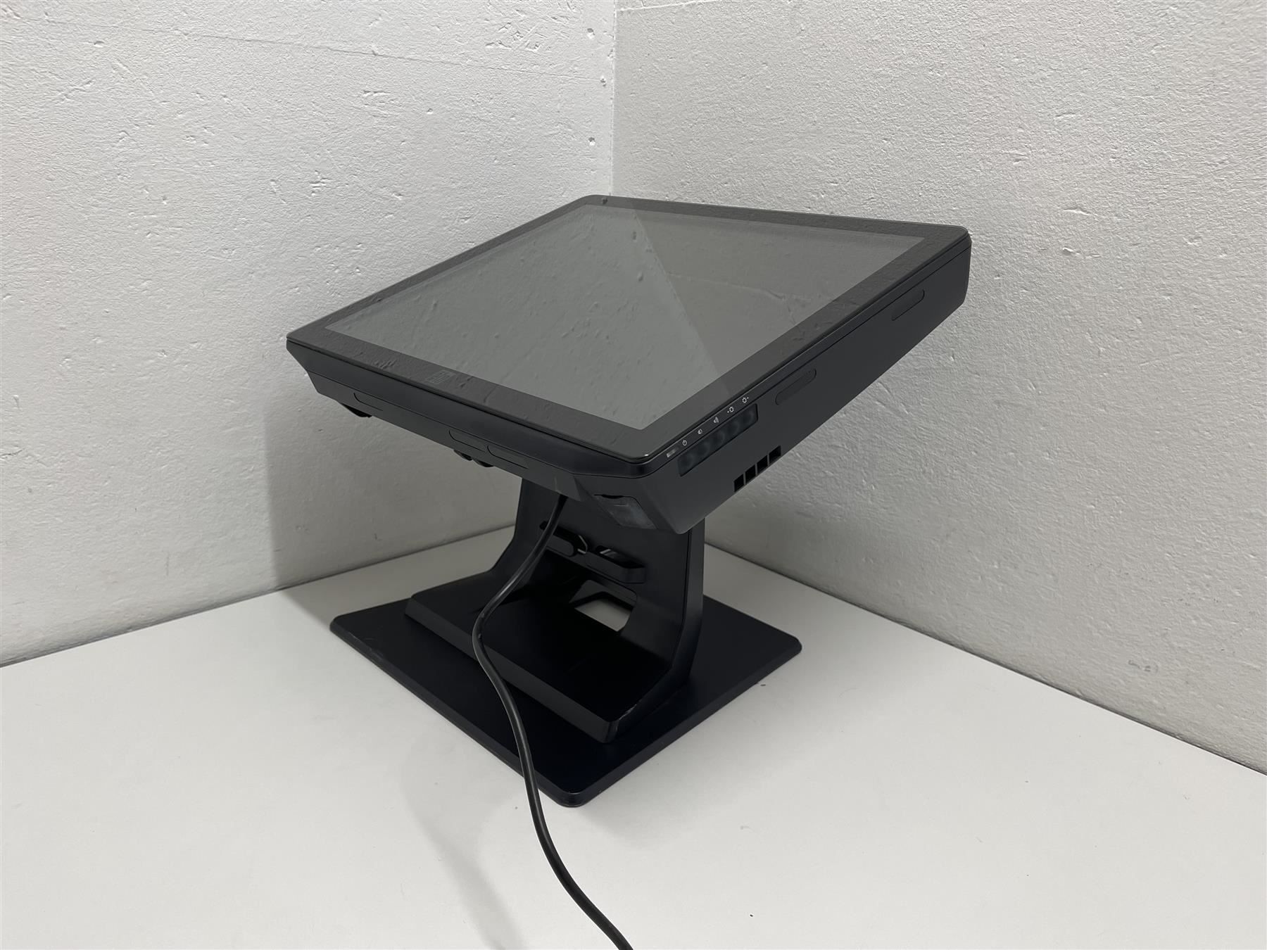 Elo Monitor: Elo Touch 17 B2 Touchcomputer – Usato da Niederdorf venduto da LeptonAG 4