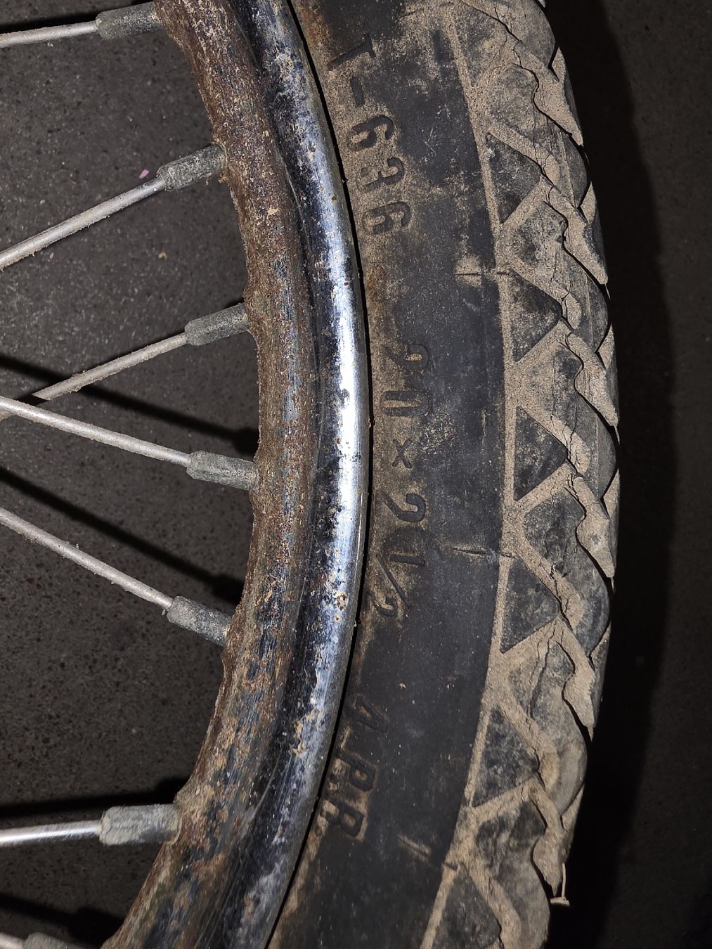 Pneus & Roues: Mofa Piaggio Voderrad – D'occasion à Wald ZH par Walder8636 2