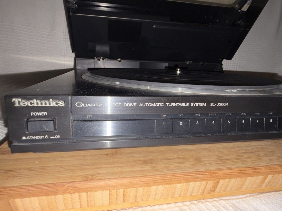 Technics Tourne-disques: Plattenspieler Technics SL-J300R – D'occasion à Biel/Bienne par NitnelavV 5