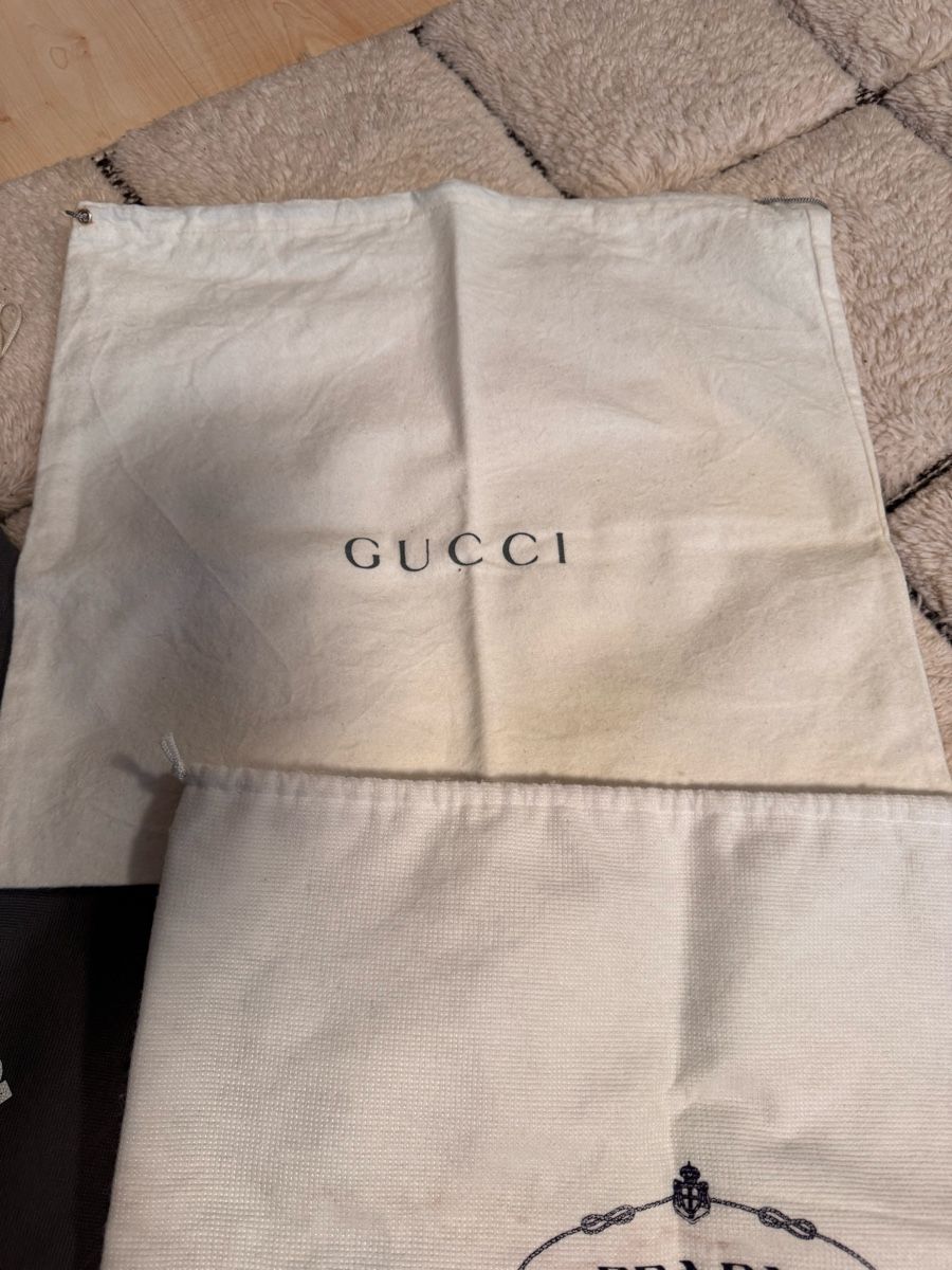 Gucci Borse da donna: Diverse Staubbeutel-Sammlung: Prada, Gucci, Tod's u.v.m. – Nuovo (secondo la descrizione) da Wilderswil venduto da Renaissance1 5