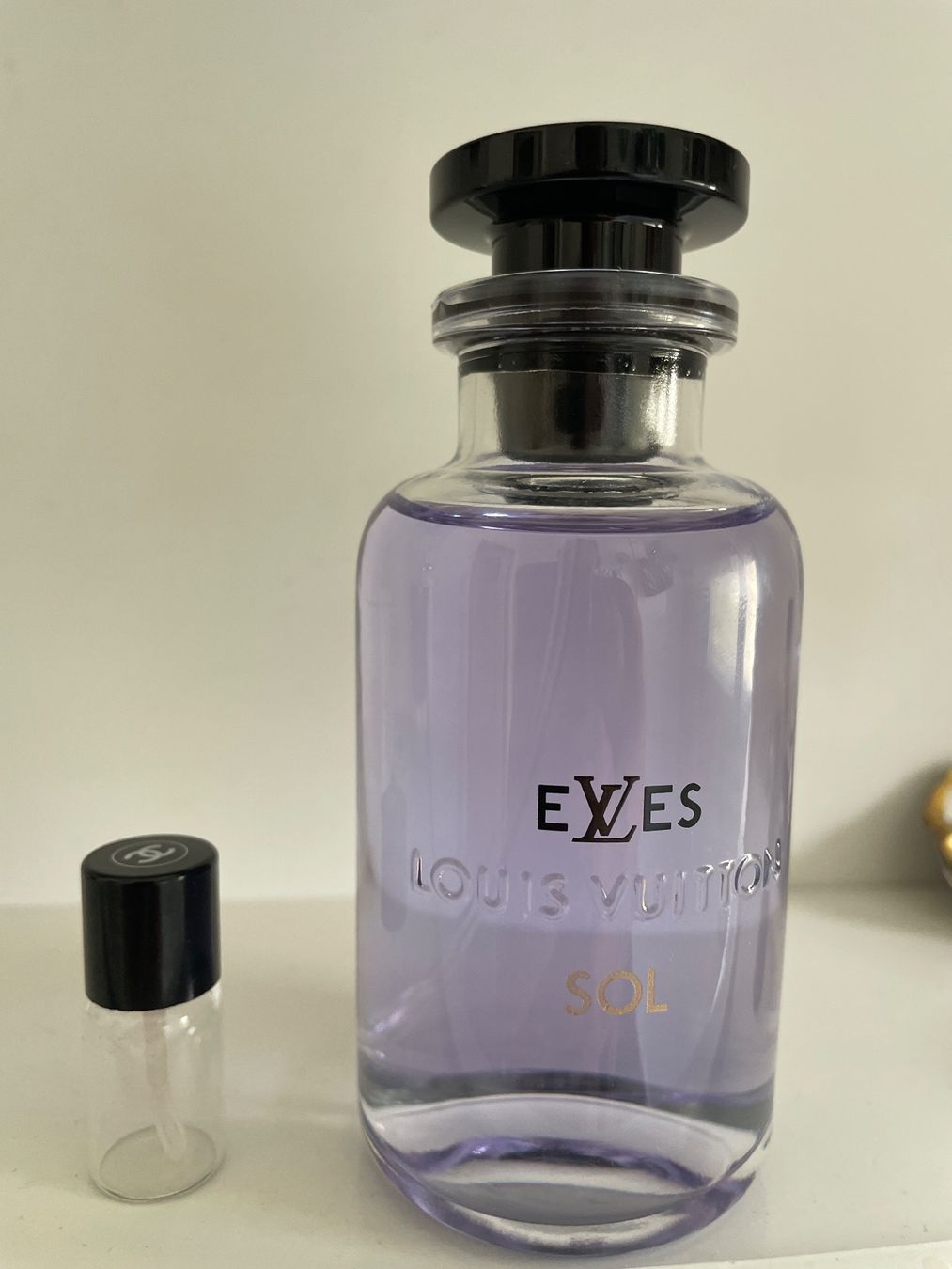 Louis Vuitton Profumi & Eau de Toilette: 5ml Vuitton Elves – Nuovo e nell'imballaggio originale da Lausanne venduto da SandrineJavelot