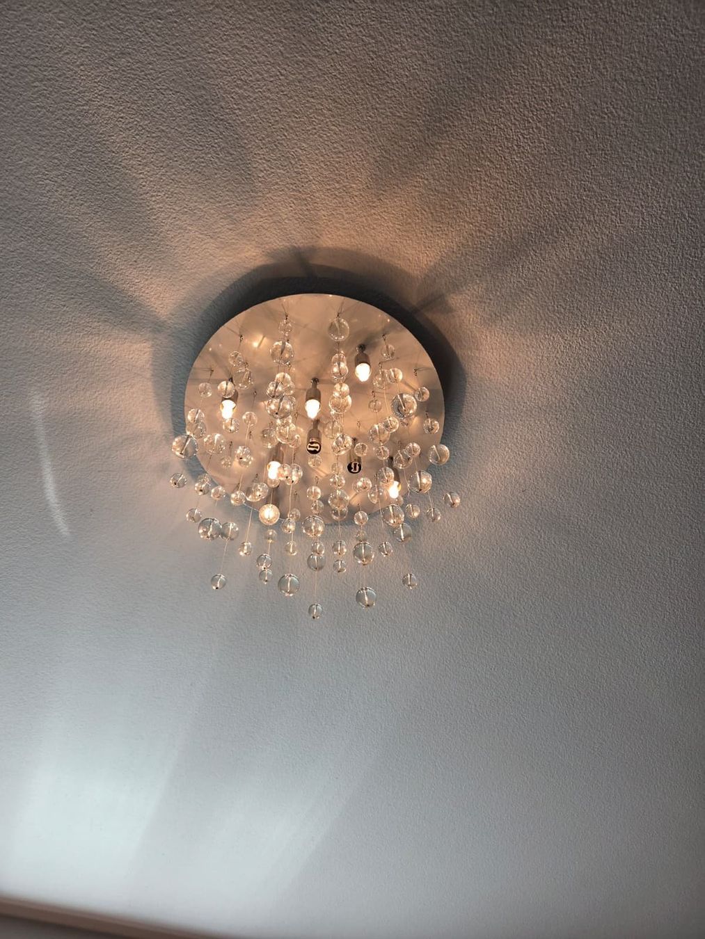 Kronleuchter & Deckenlampen: Deckenlampe mit Glaskugeln – Gebraucht aus Baar von Kelso 1