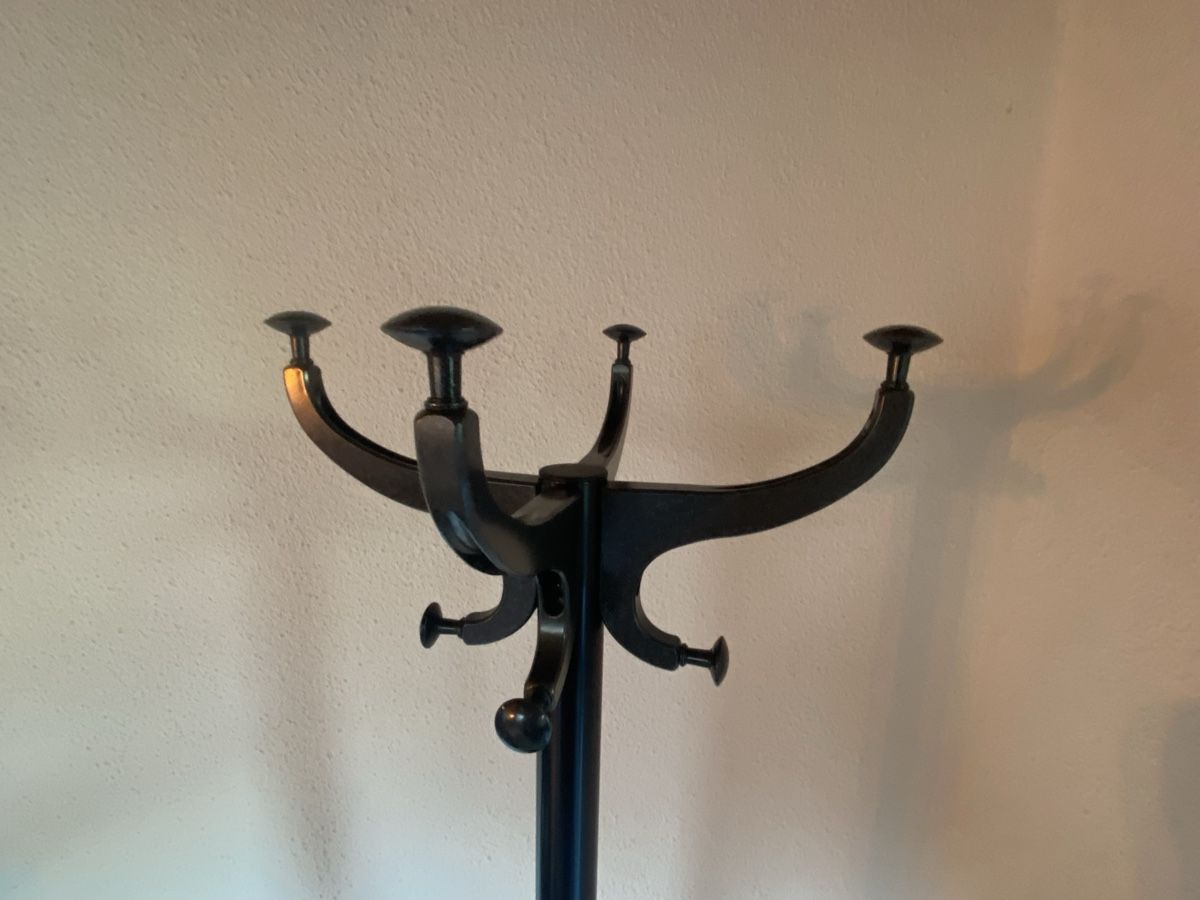 Garderobe: Garderobenständer schwarz – Gebraucht aus Luzern von msl_7rrc 2