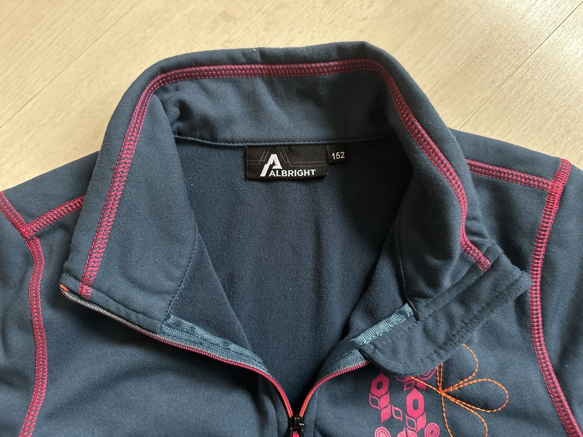 Albright Maglioni & Felpe: Albright Mädchen Sportpulli Gr. 152 – Usato da Wuppenau venduto da Thurgauerloewin 1