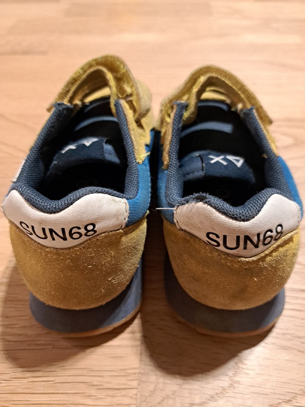 Scarpe per ragazzi: Sneaker Schuhe Gr. 29 Sun68 – Usato da Bergdietikon venduto da Staphylococcus 3