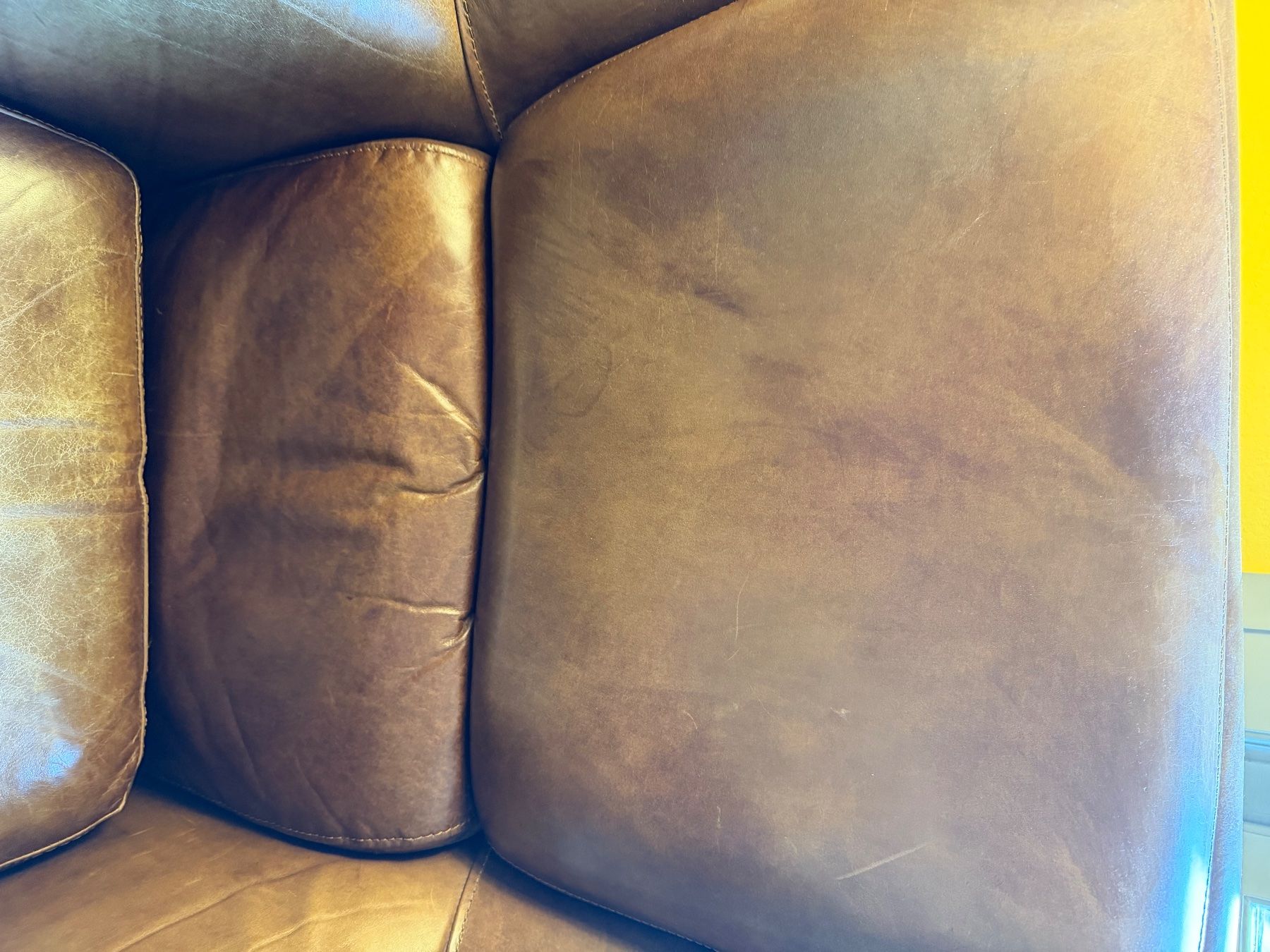 Poltrone: 2 Ledersessel mit 1 Hocker, Vintage Look – Usato da Bern venduto da Pesche_Bern 5