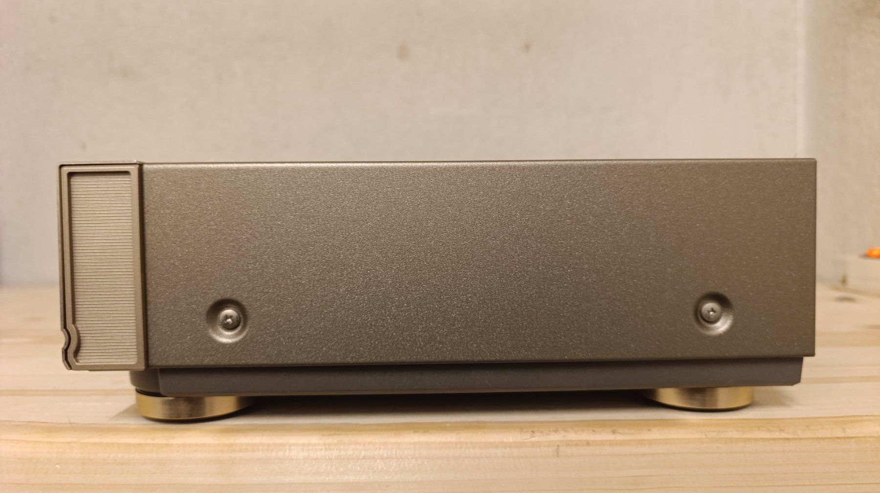Denon Sistemi audio & multimediali: Denon DVD-3000 CD-/DVD-Player mit Fernbedienung – Usato da Basel venduto da He-lenka 1