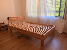 Verstellbares Bett