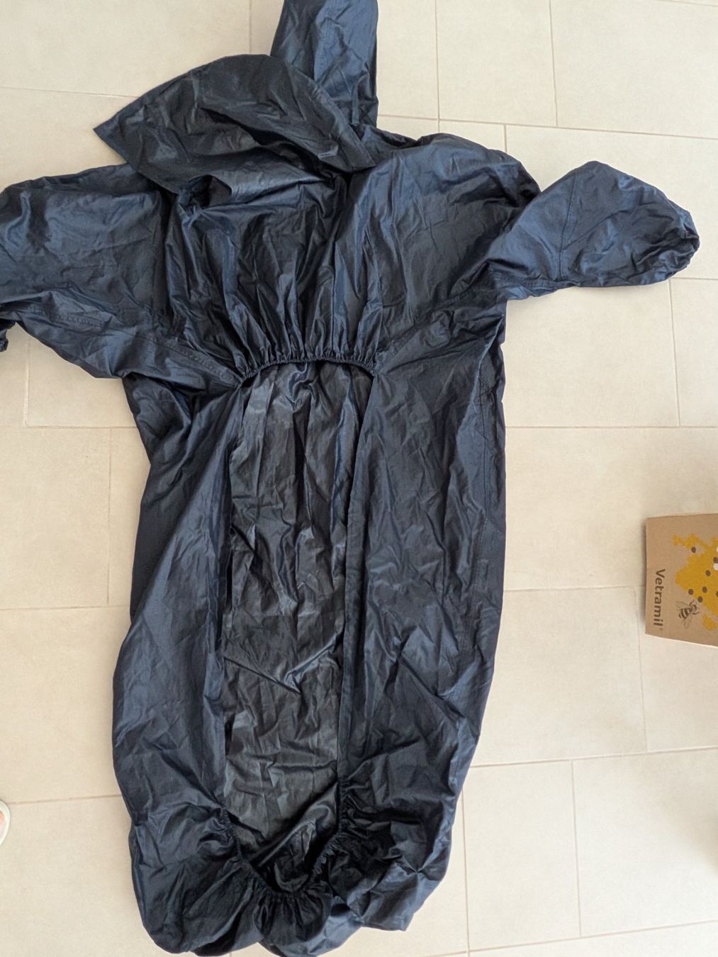 Rollstühle: Blauer Rollstuhlregenschutz, rundum verpackt – Gebraucht aus St. Gallen von Bisaknosp 6