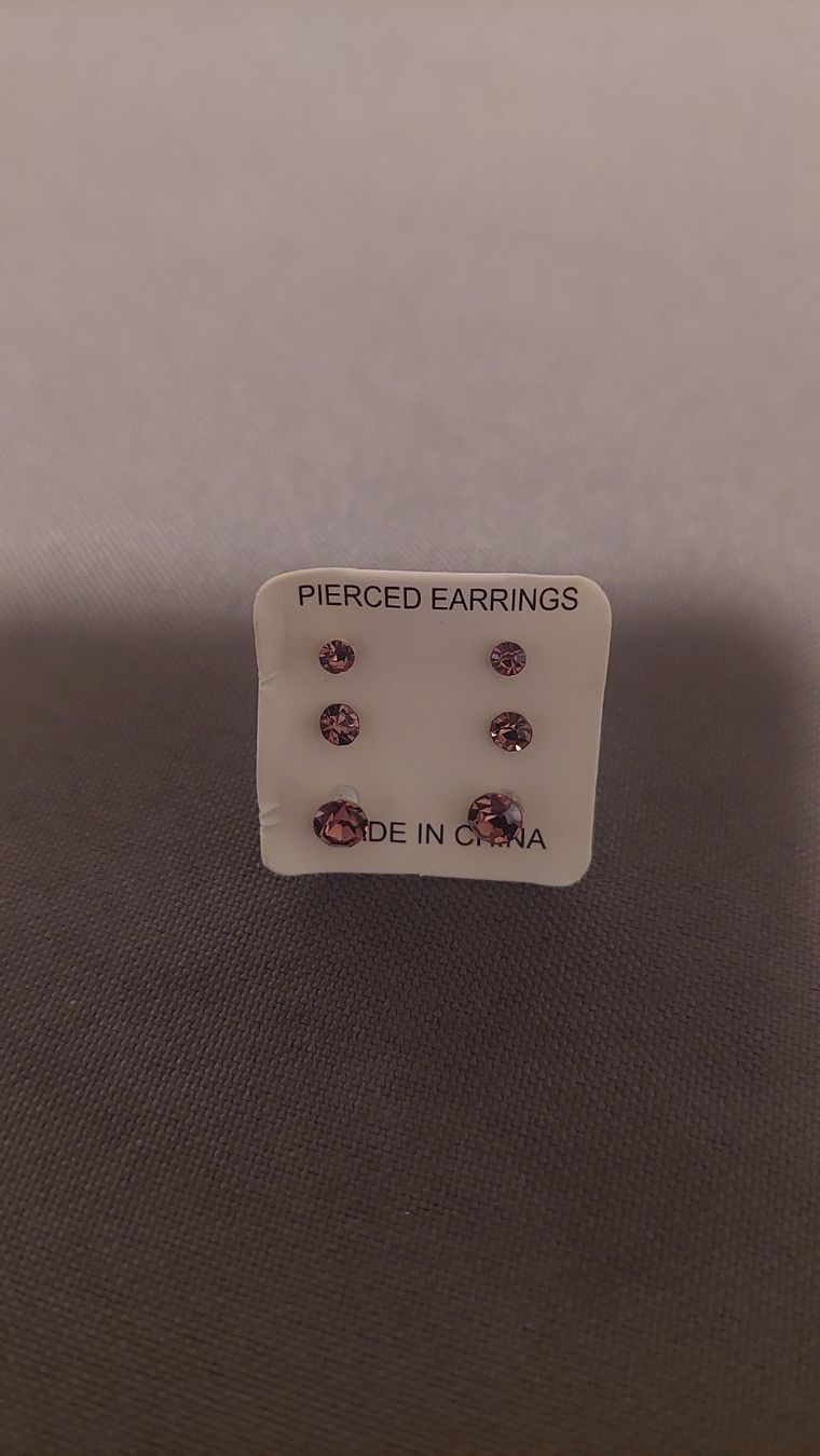 Orecchini pendenti & Orecchini a lobo: Ohrstecker Set Rosa – Nuovo (secondo la descrizione) da Rorschach venduto da jen_2z92