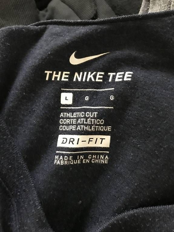 Nike T-shirt: T-shirt NIKE Olympic Bleu L – Usato da Muri b. Bern venduto da YSA 2