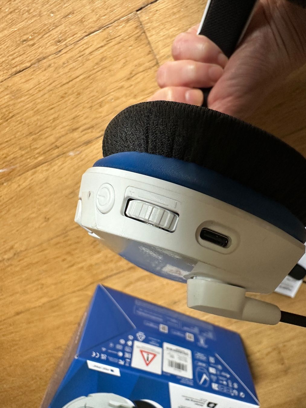 Hyperx Cuffie: Neue HyperX Cloud Stinger Core Wireless Gaming Set PS4/PS5 – Nuovo e nell'imballaggio originale da Zürich venduto da Swisspa 4
