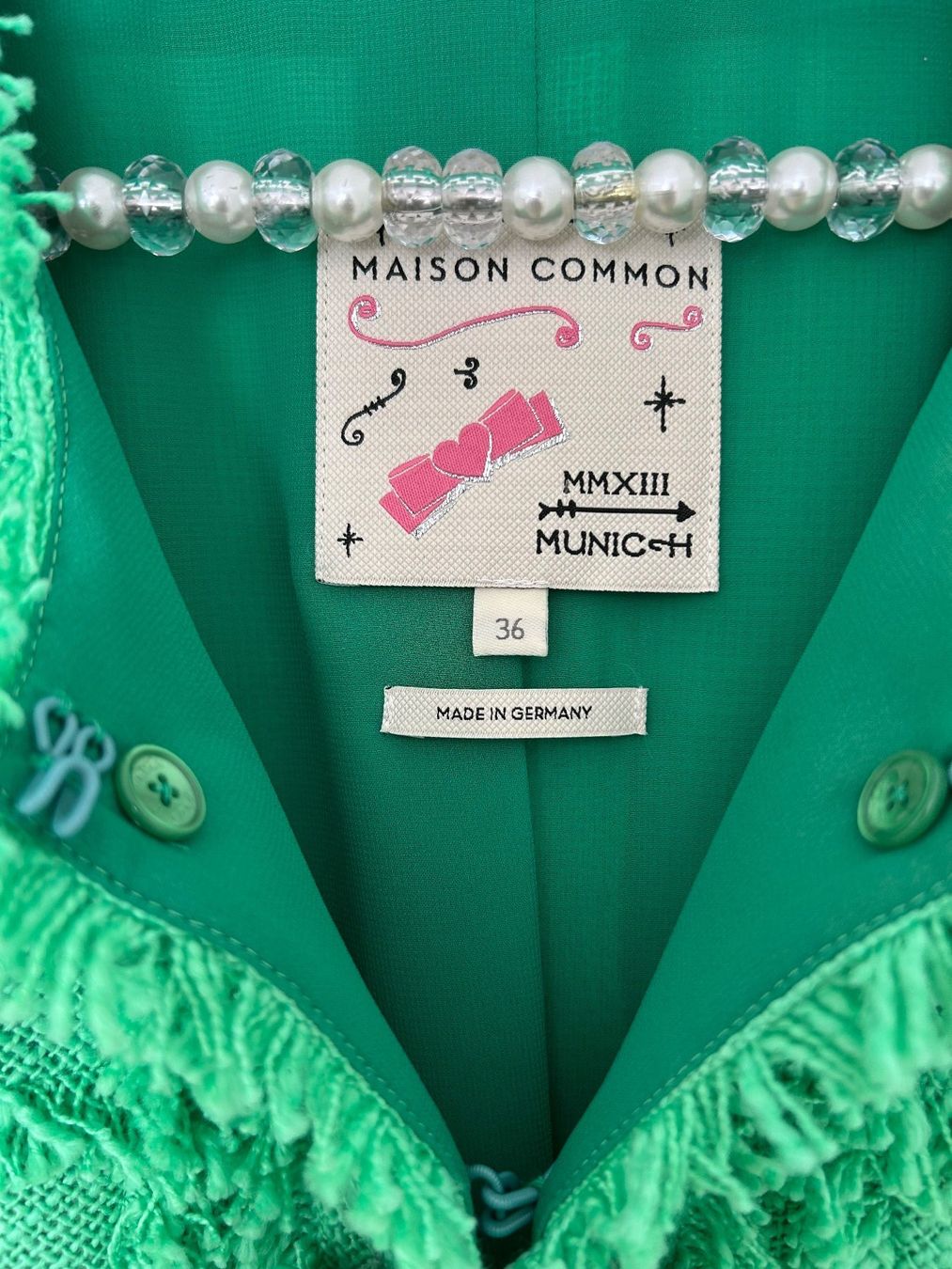 Giacche: Maison Common Blazer im Bouclé-Stil, Gr. 36 – Usato da Horn venduto da Resvi 2