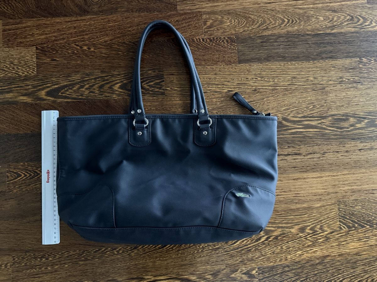 Lacoste Borse da donna: Schwarze Lacoste Shoppertasche - gebraucht – Usato da Sempach venduto da GFASHION