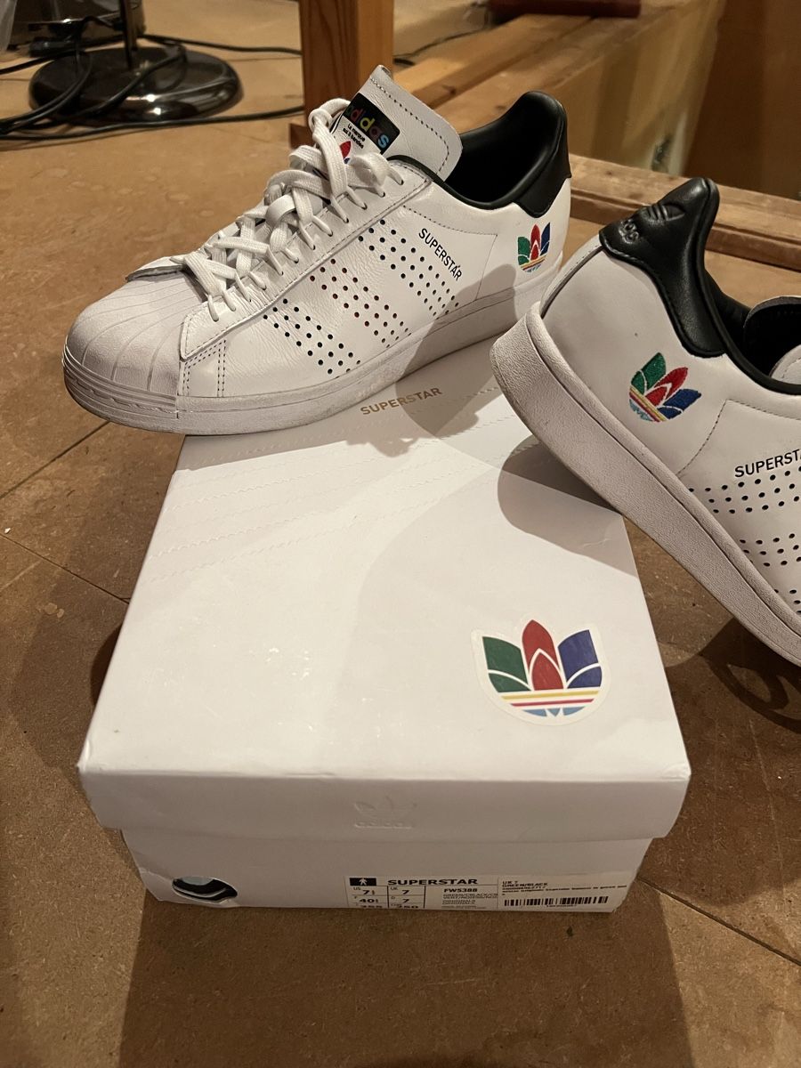 Herrenschuhe: Adidas superstar – Neu (gemäss Beschreibung) aus Zürich von pie_m6p6