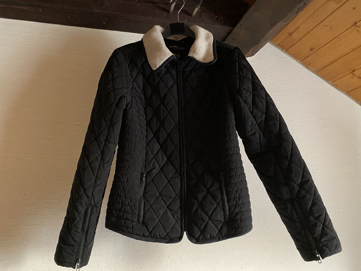 Cyrillus Giacche: Veste Cyrillus noire T.38 – Usato da Geneve venduto da Monthoux13