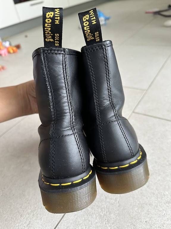 Scarpe da uomo: Dr martens boots – Usato da Fahrweid venduto da lei_8tnf 2