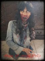 HALLOWEEN/ HORROR ZOMBIE LADY TORSO👻