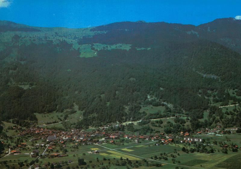 Cartoline postali: Flugaufnahme Untervaz GR – Antico da Ettingen venduto da Kartenplanet