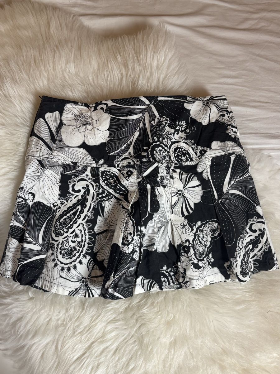Gonne: floral summer mini skirt – Usato da Leissigen venduto da lamooniade 1