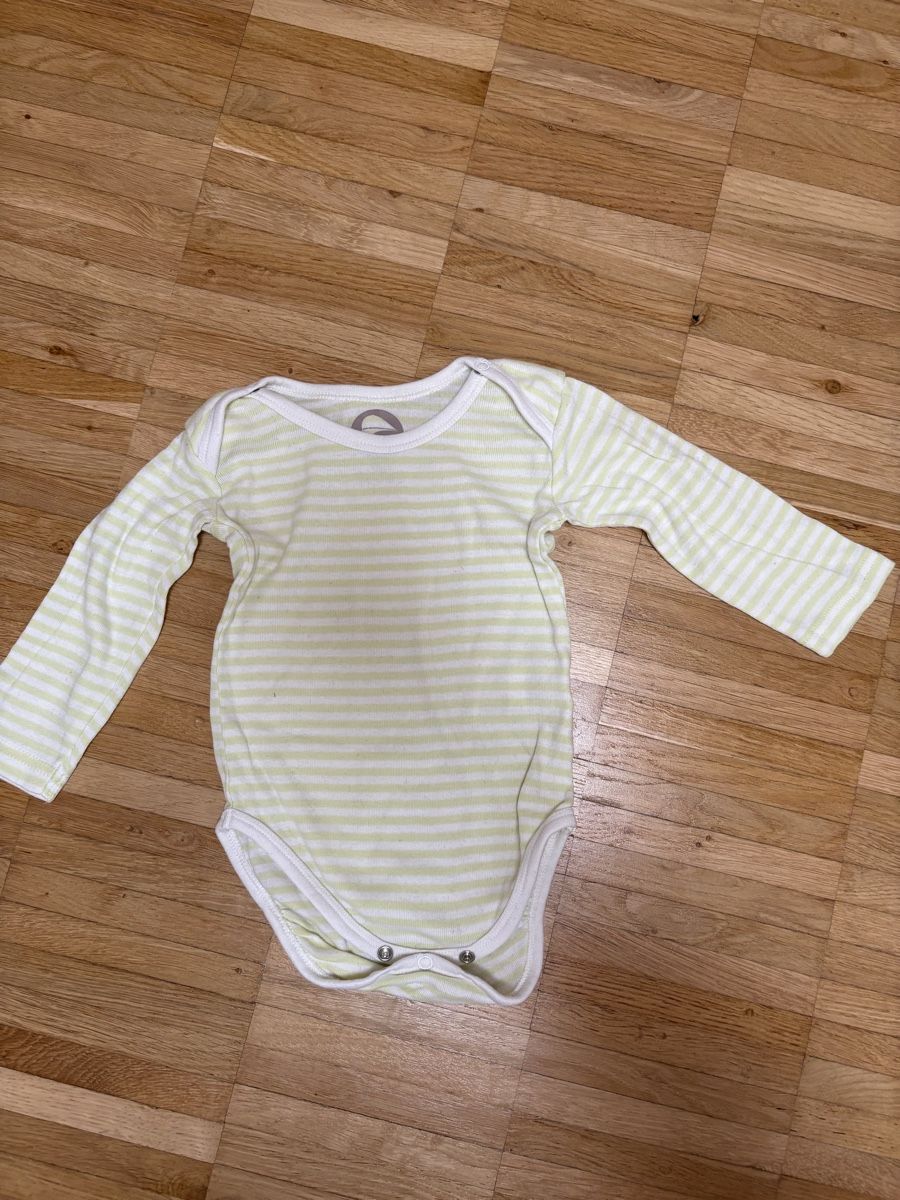 Lotti & Set di vestiti: 2er Set Baby Bodys Langarm Gr.68 – Usato da Oberglatt ZH venduto da Haushalt1984 2