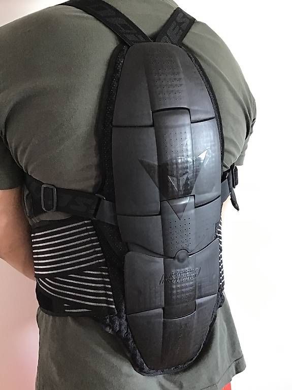 Dainese Protezioni & Imbottiture: Protection dorsale DAINESE – Nuovo (secondo la descrizione) da Neuchâtel venduto da sta_7qfy