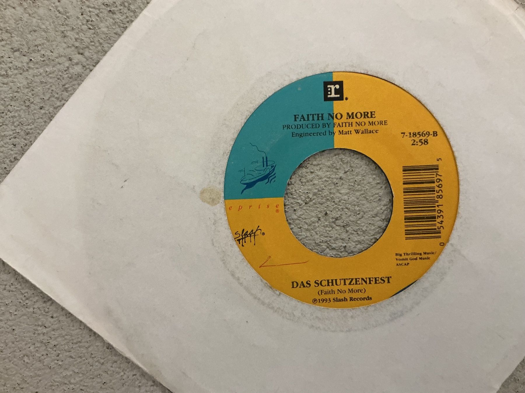 Dischi in vinile: Faith No More Single - Easy / Das Schuetzenfest – Usato da Winterthur venduto da Tumko_7_Vinyl 1