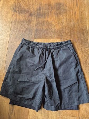 Nu-In Active Shorts, schwarz, Grösse M, Top Zustand