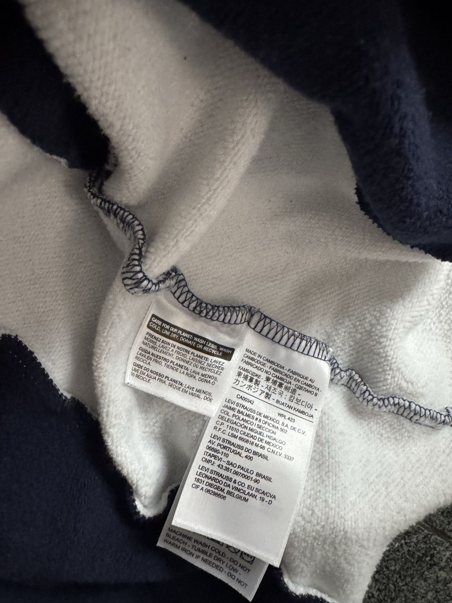 Levi's Maglioni & Felpe: Levi‘s Crop Pulli, Gr. Xl/ 40 – Usato da Strengelbach venduto da lana40 2