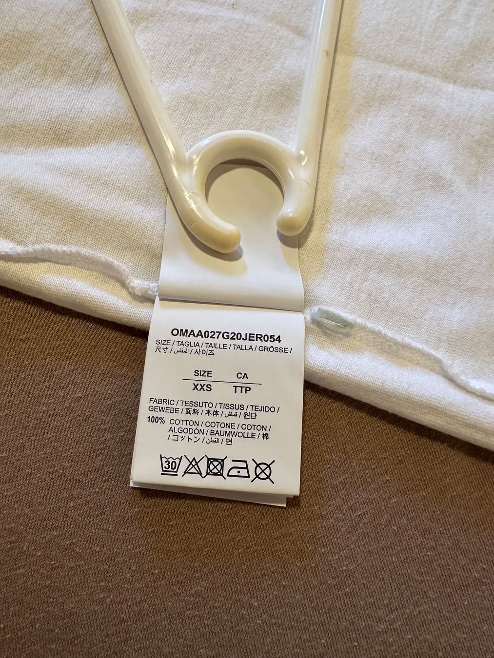 Off-White T-shirt: Off-White Tape Arrows Tee Slim fit XXS – Usato da Losone venduto da Adrossi 7
