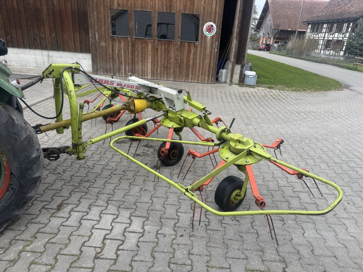 Claas Tutte le macchine: Kreiselheuer Claas W 450 SL – Usato da Neukirch(Egnach) venduto da farmalld439