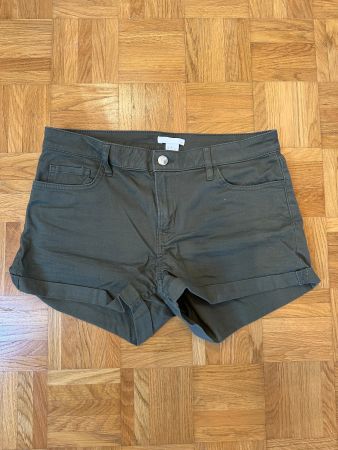 H&M khaki Shorts Hotpants Sommer Gr. 38