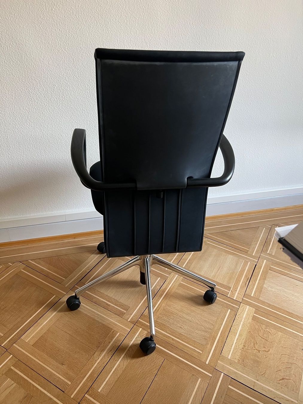 Vitra Stühle: Vitra Bürostuhl – Gebraucht aus Zürich von JF8002 1