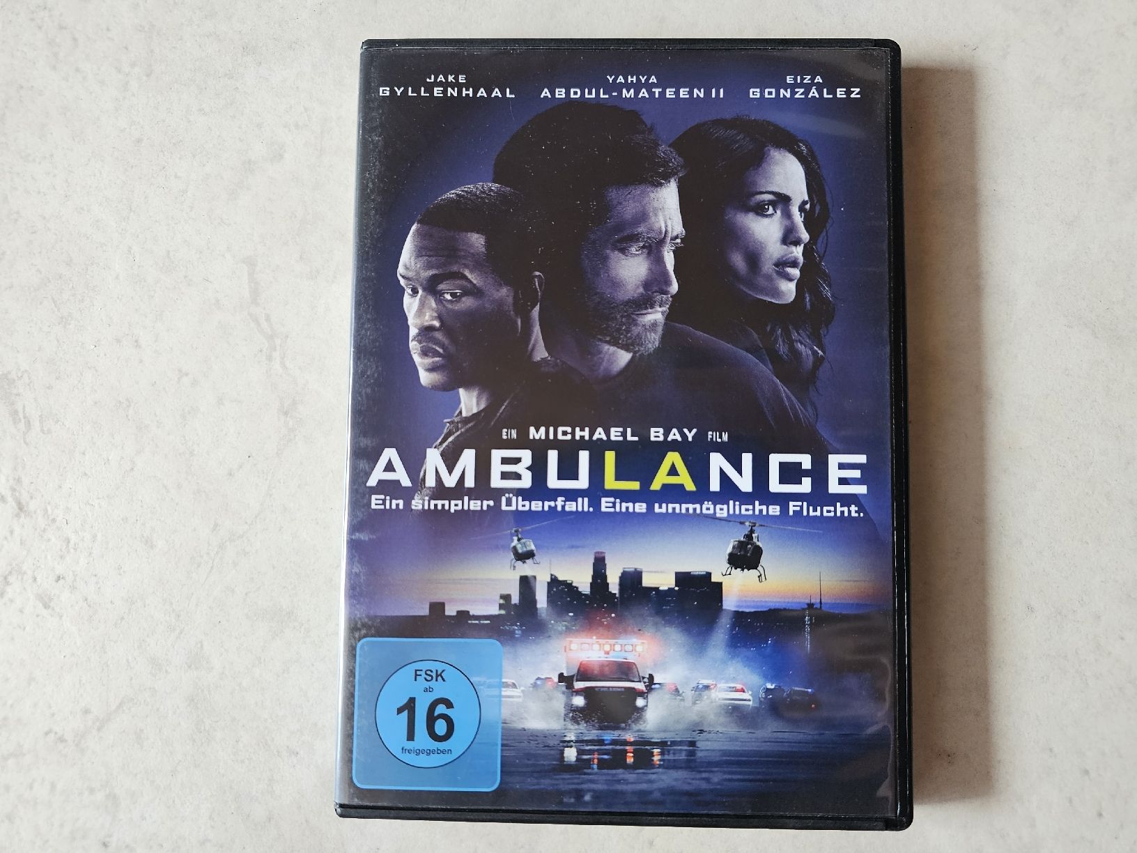 Tutti i DVDs: Ambulance  -  Ein simpler Überfall. Eine unmögliche Flucht – Usato da Schneisingen venduto da backstore24