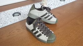 Adidas Superstar originali verde oliva/bianco – Taglia 42