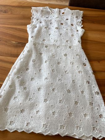 Zara Traumkleid weiss Stern Lochstickerei Unterkleid Gr. S