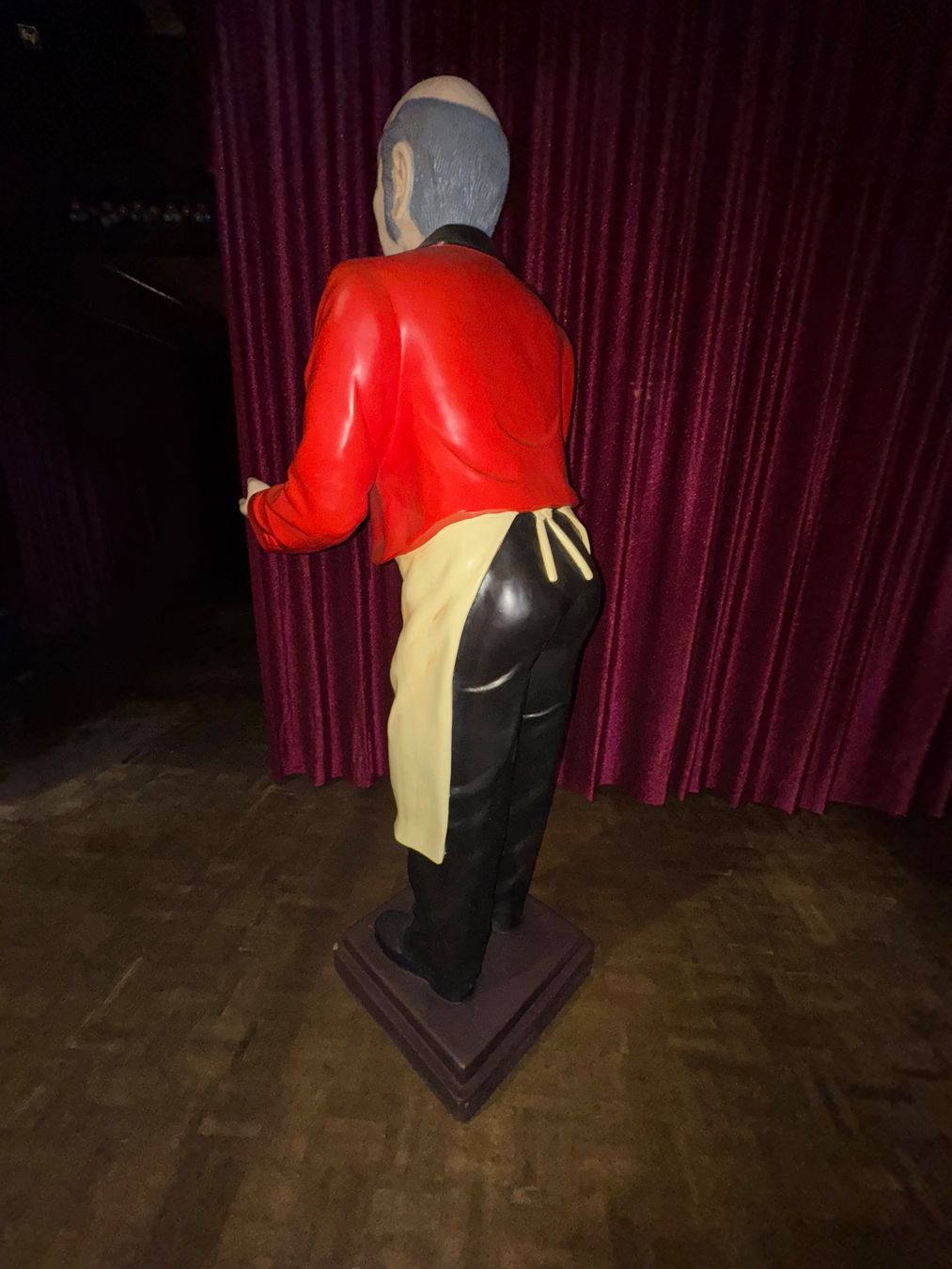 Figuren: Grosse Kellner Werbefigur lebensgross – Gebraucht aus Winterthur von sportdisco2 6