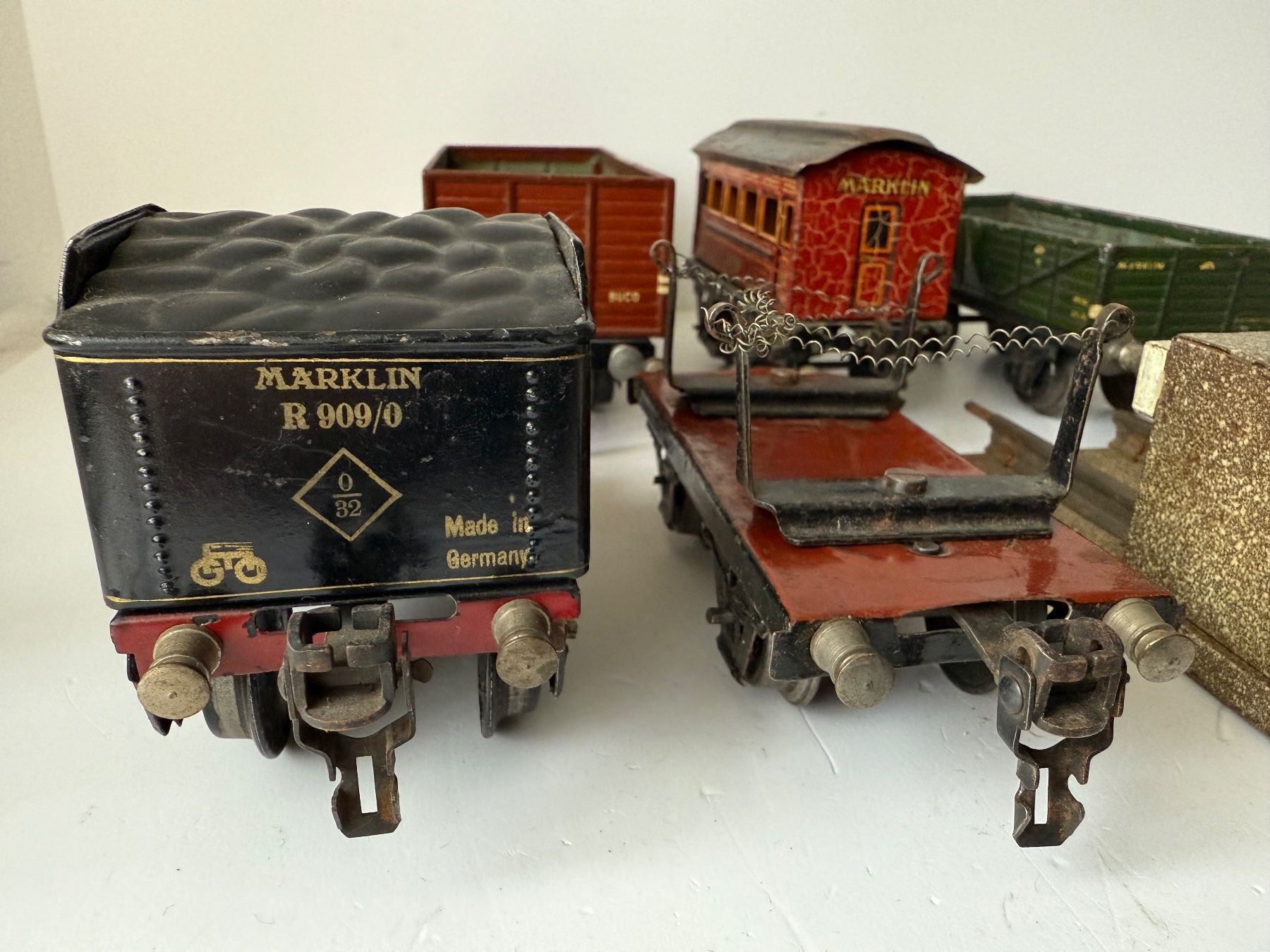 Modelleisenbahnen: Alte Eisenbahnwagons – Gebraucht aus Zwingen von moje1 6