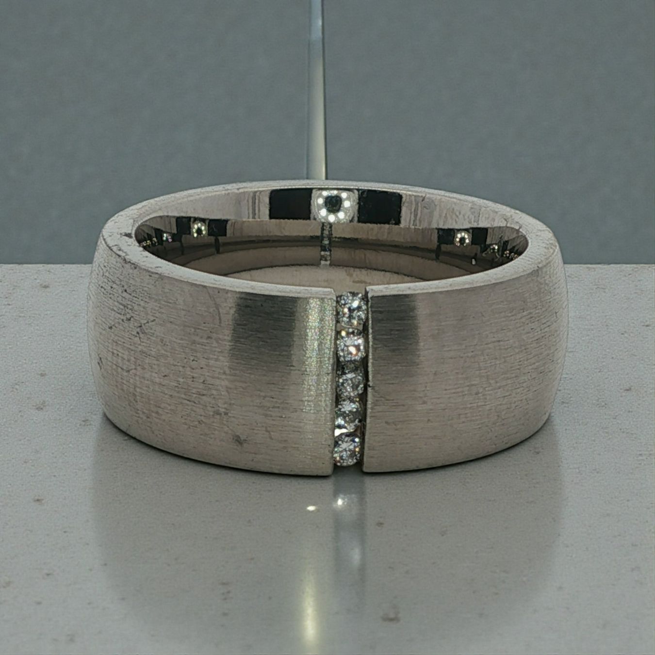 Olga Ribler Anelli: Zirkonia Ring Edelstahl matt Grösse 61 – Nuovo (secondo la descrizione) da Luzern venduto da Schmuckoutlet 4