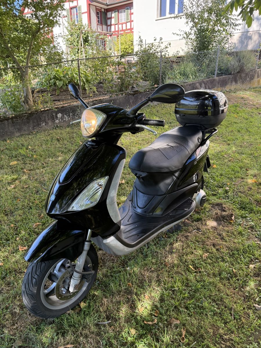 Piaggio Scooter: PIAGGIO FLY 125 CC – Usato da Winterthur venduto da Fabio_46 2