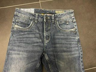 Jeans: Blackout Jeans Tapered Slim 30/32 – Gebraucht aus Gommiswald von Anika6 1