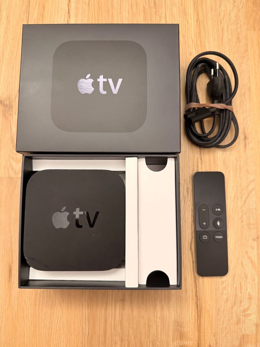 Apple Lettore multimediale & Streamer: Apple TV HD  (4. Generation) – Usato da frutigen venduto da matthibo