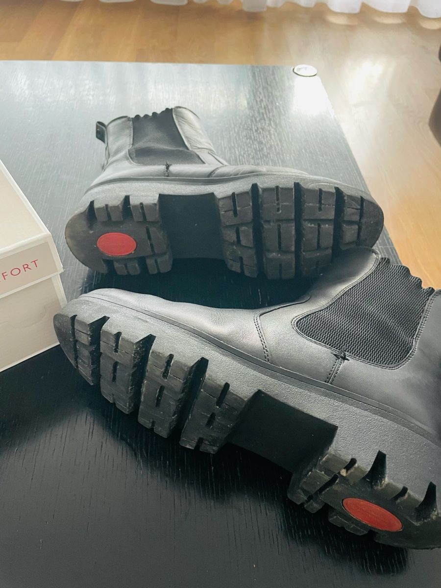 Scarpe per ragazze: Tamaris Stiefeletten Schwarz, Gr. 39 – Usato da Thun venduto da Adrian131 3