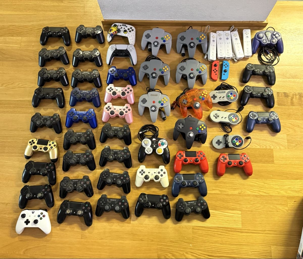 Manettes: Grosses Controller Konvolut (Defekt) – Défectueux à Herisau par Seyashop1