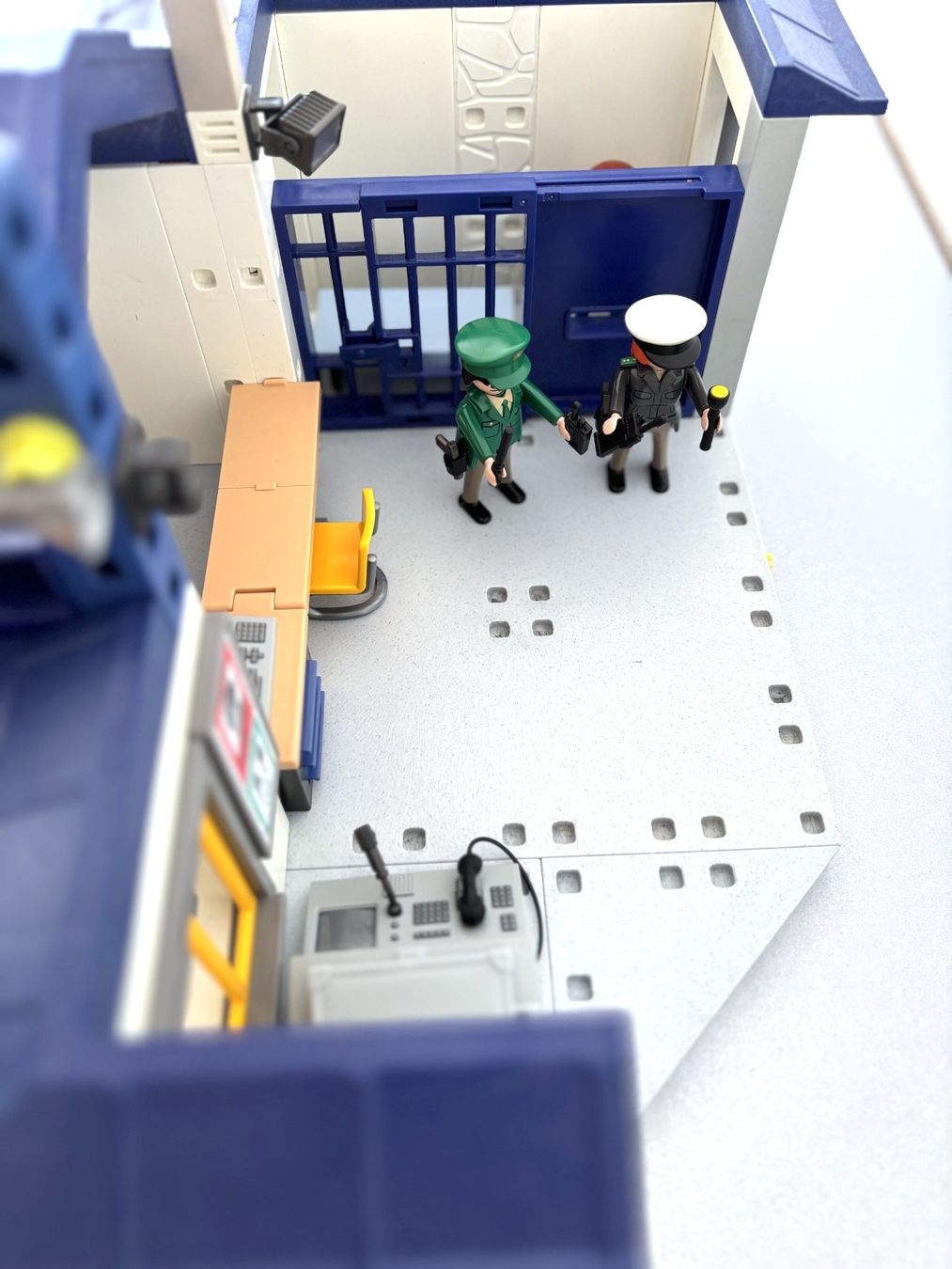 Playmobil Giocattoli: Playmobil set Polizeistation Vintage Polizei – Usato da Holzhäusern ZG venduto da paula_w 3