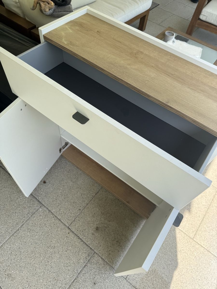 Scaffali: Schuhkommode Pfister  – Usato da Ebikon venduto da V_to_VRadivojevic 1