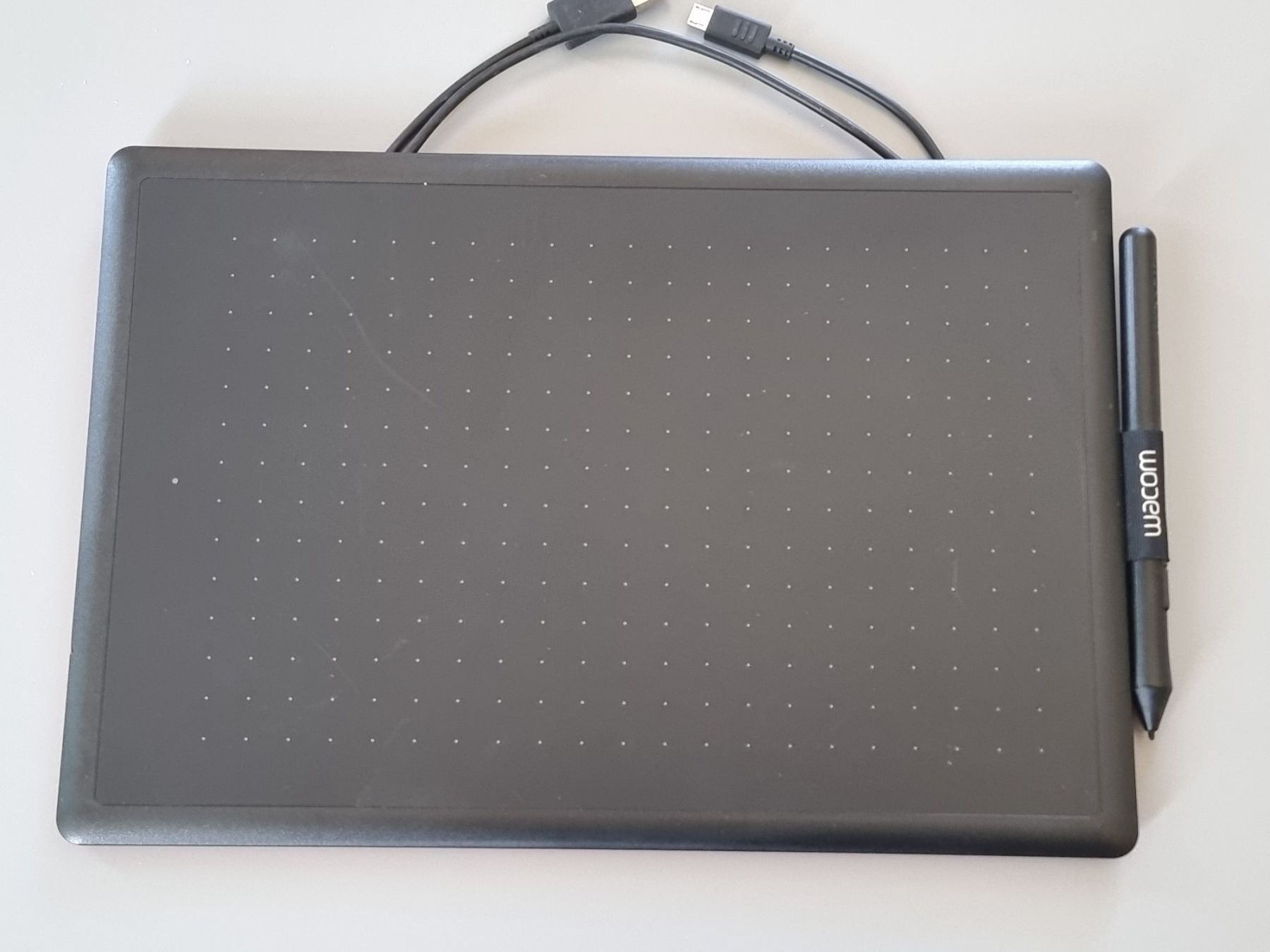 Wacom Tablet PC: Grafiktablett One by Wacom CTL-672 – Usato da Oberrohrdorf venduto da Nitram