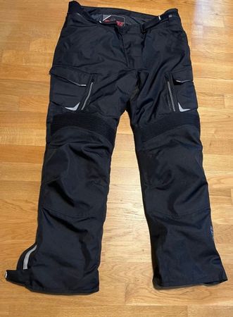 Büse Motorradhose – Schwarz (3XL/58)