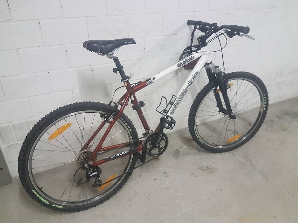 Velos: Mountain Bike Kona – Gebraucht aus Baar von Famar5