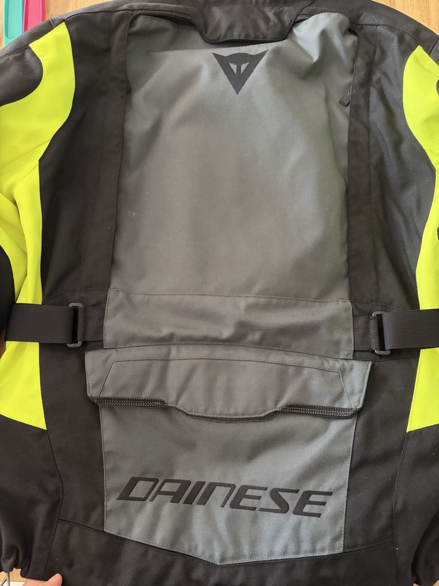 Dainese Giacche: Giacca moto Daynese donna – Nuovo (secondo la descrizione) da Gravesano venduto da mer_xc6b 6